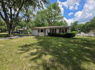 30W133 Bruce Ln, Naperville, IL 60563