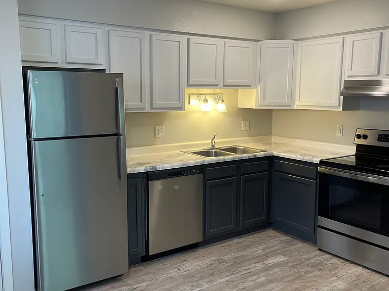 444 S Johnson St #5 — Photo 3