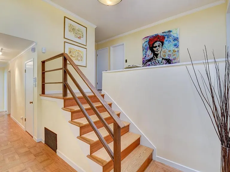 6 STEPS OF STAIRS TO 2ND FLOOR WITH2 LARGE BED ROOMS AND 1 FULL BATH