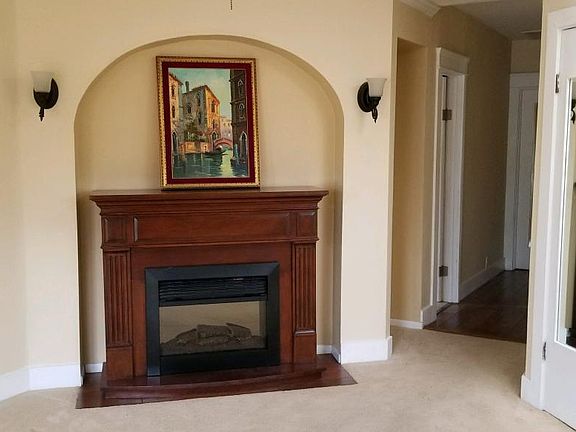 4th image of 3376-78 Copley Ave