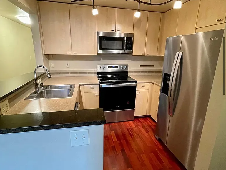 8240 126th Ave NE #A105 — Photo 10