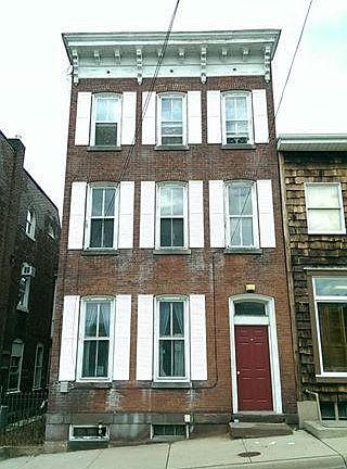 2nd image of 307 N 2nd St #3