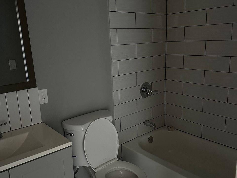 1st image of 1531 Chestnut St #M