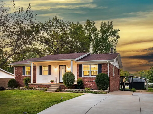 5417 W Haven Dr, Evansville, IN 47720