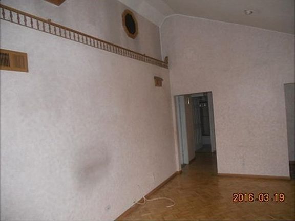 3rd image of 316 S Seymour Ave
