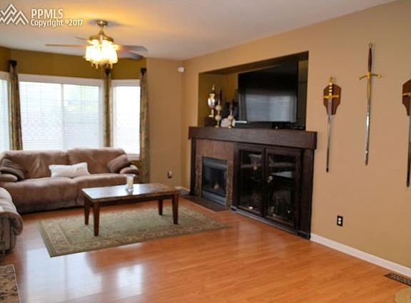 4th image of 6859 Kasson Dr