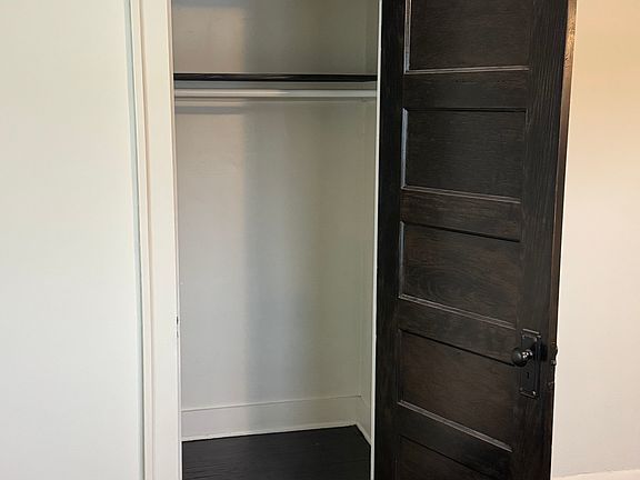 5th image of 282 Duane Dr APT 4