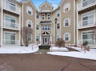 61 Pearl St UNIT 6, Essex Junction, VT 05452