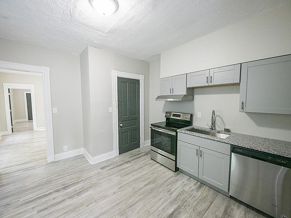 2nd image of 3604 Idlewild Ave