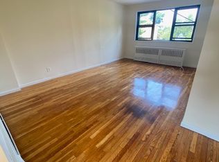 81 Beacon Hill Dr #1M, Dobbs Ferry, NY 10522