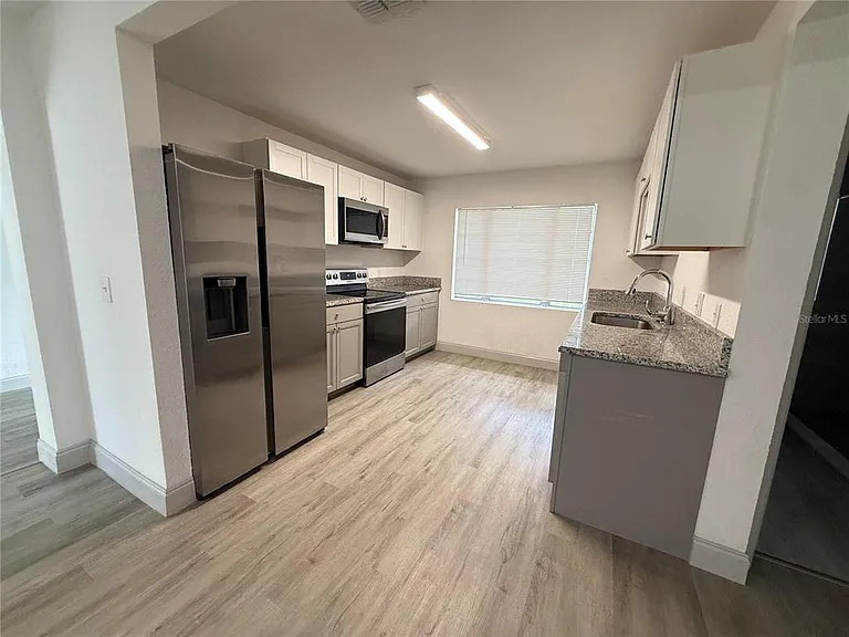 13 Volusia Dr — Photo 7