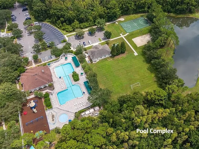 5023 Quadrangle Ct — Photo 36