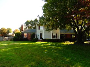 405 Arlington Ct, Kingsport, TN 37663