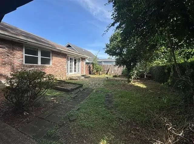 4901 Purdue Dr — Photo 29