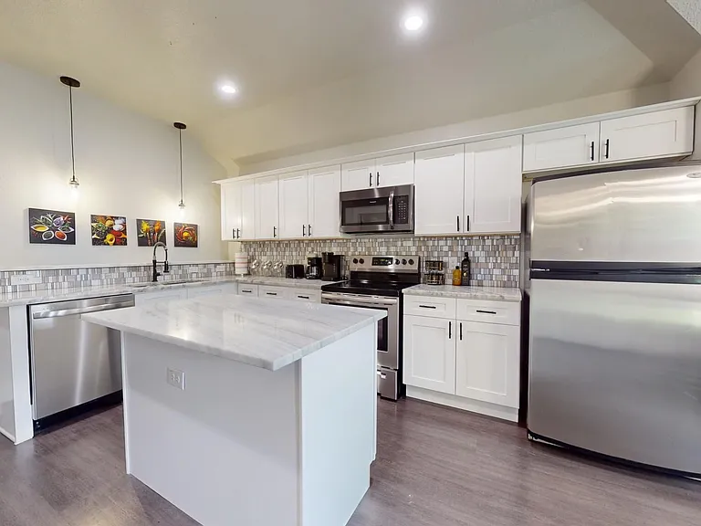 4627 Spring Garden St — Photo 10