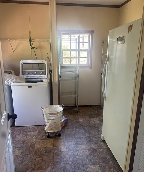 2 Aaron Y Veronica Rd — Photo 9