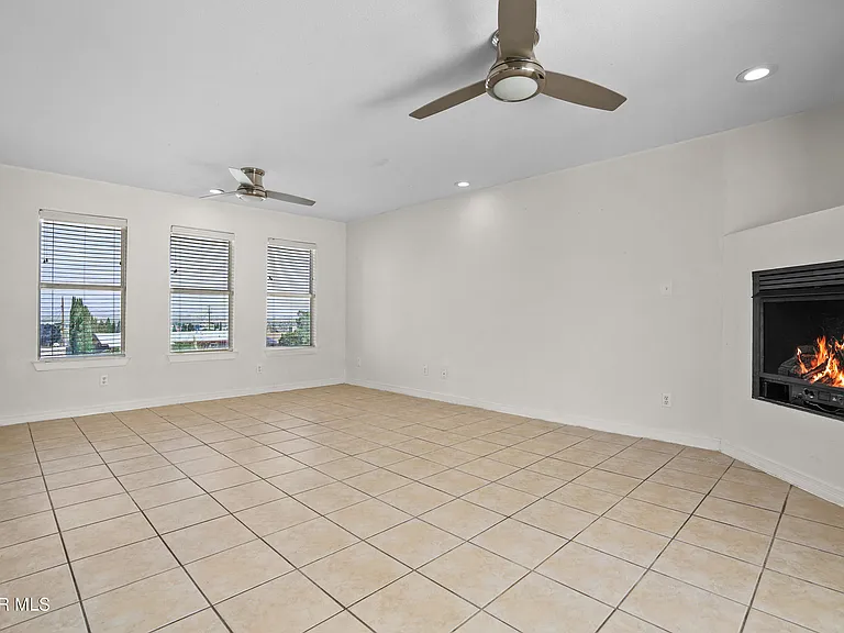 8813 Polaris St — Photo 17