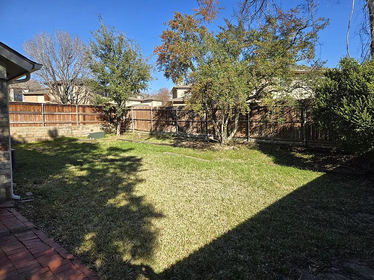 2136 Loma Verde Dr — Photo 18