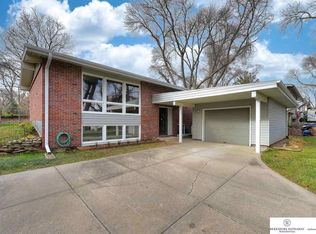 2680 N 96th St, Omaha, NE 68134