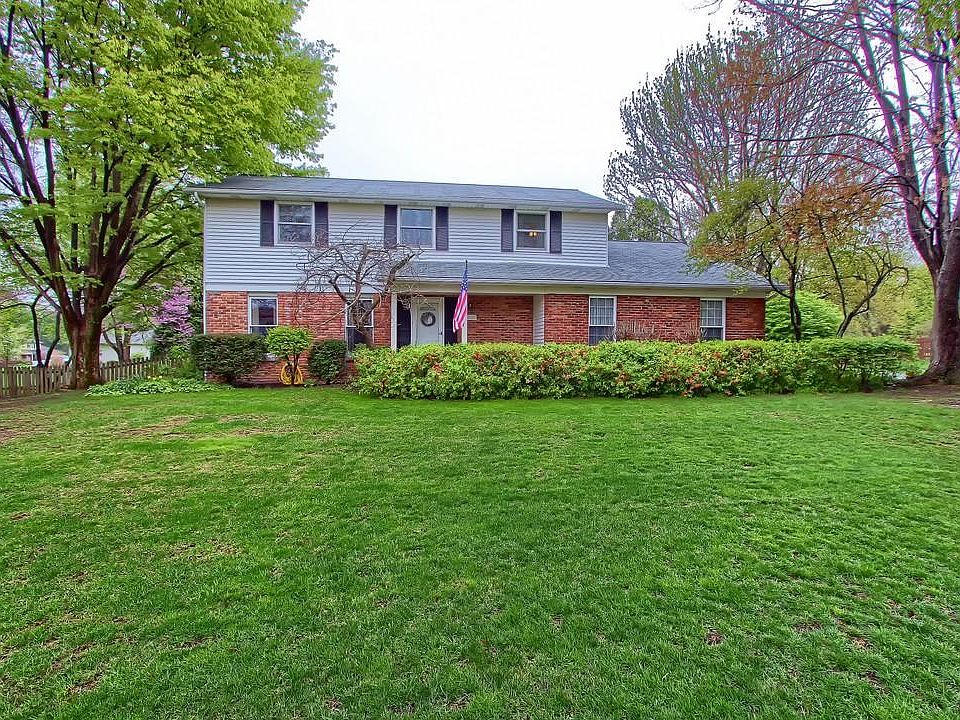 1st image of 13707 Stonehenge Cir