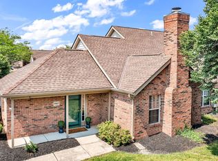 9460 Clermont Cir, Powell, OH
