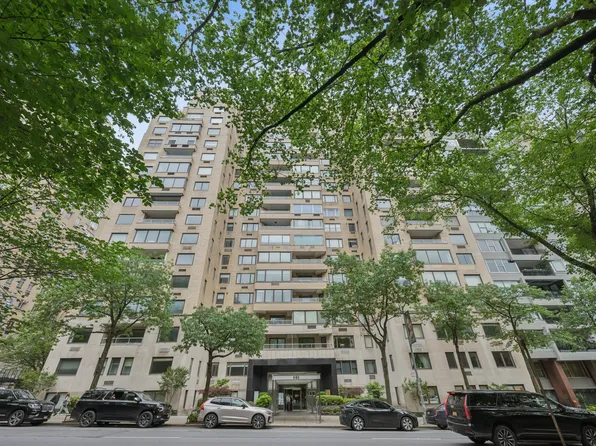 860 Fifth Avenue 11H image 14 of 14