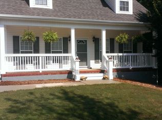 320 Piedmont Dr, Senoia, GA 30276