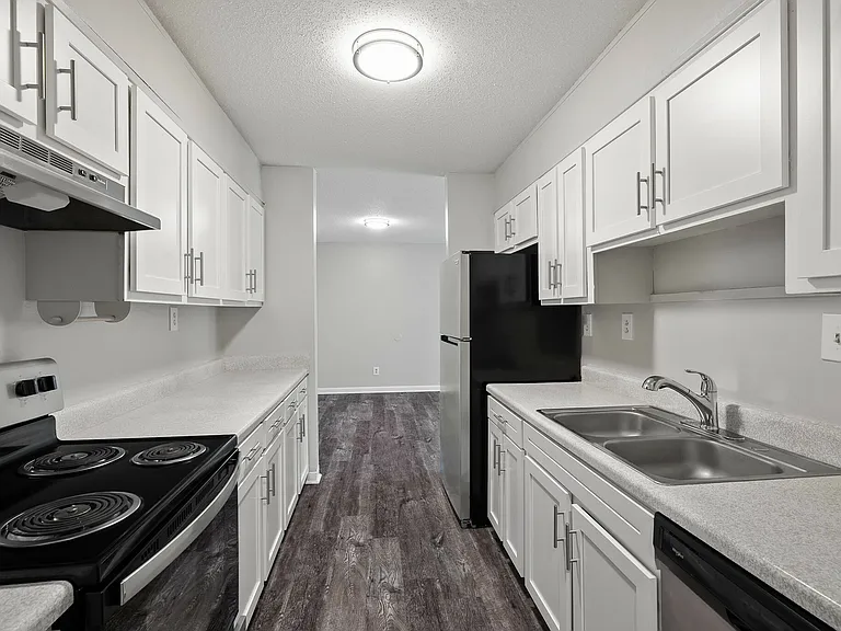 Valley Bend Apartments — Photo 3
