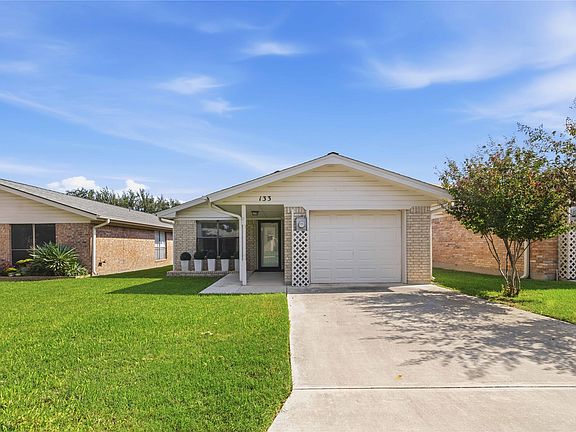 3rd image of 133 Azalea Dr