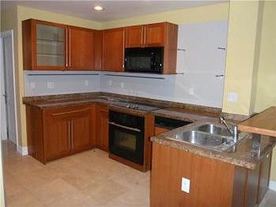 2nd image of 18435 NE 30th Pl