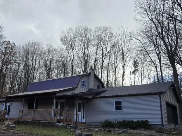 2860 E Baseline Rd, White Cloud, MI 49349