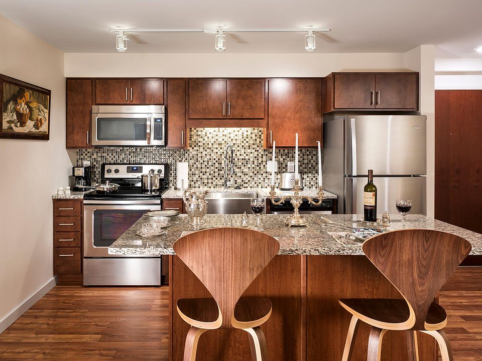 Fully Furnished Apartments Available!
