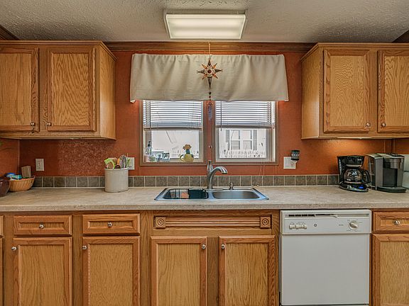 4th image of 5117 Sumter Cir