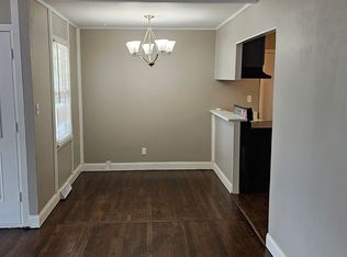 636 NE 45th Ter, Kansas City, MO 64116