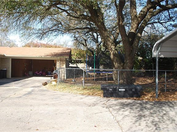 4th image of 1413 Alford Dr