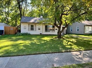 10621 Saratoga St, Oak Park, MI 48237