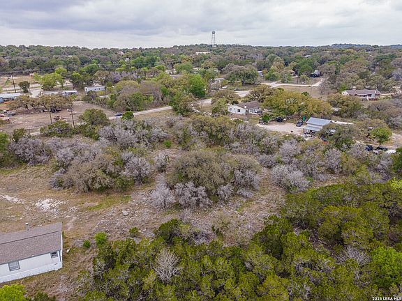 3rd image of 223 BLUFF VIEW DR LOT 11