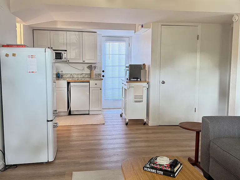 5159 6th Ave N #1 — Photo 6