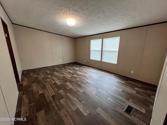 4th image of 9102 Central Boulevard SE