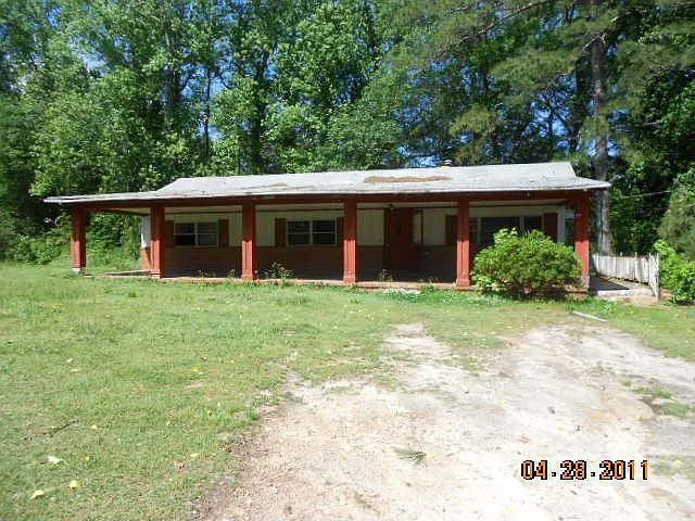 475 School Rd photo 1