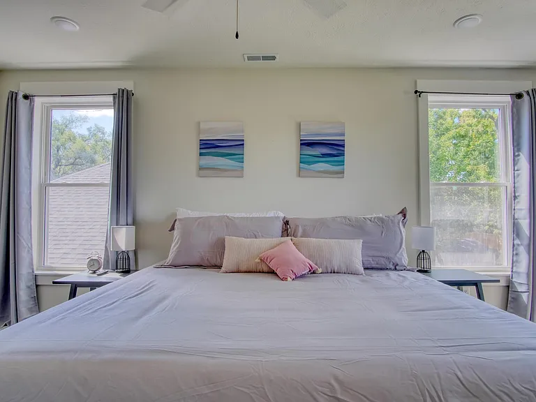 2130 Gent Ave — Photo 18