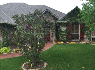 3133 Viewmont Ct, Edmond, OK 73003