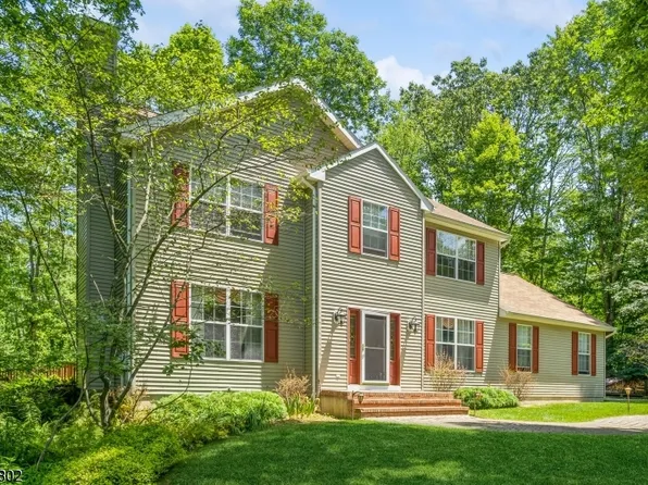 2 Pheasant Run Rd, Liberty Twp., NJ 07838