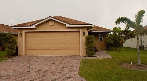 3rd image of 4484 Turnberry Ln