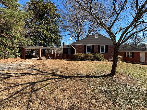 2nd image of 104 Yancy Dr SE