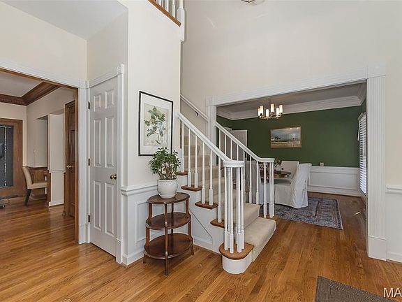 4th image of 1418 Warson Oaks Ct