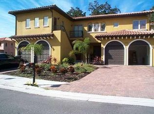 1970 Freedom Dr, Clearwater, FL 33755