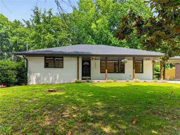 2800 S Clark Dr, East Pt, GA 30344