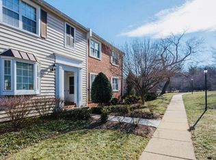 2701 S Walter Reed Dr UNIT B, Arlington, VA 22206