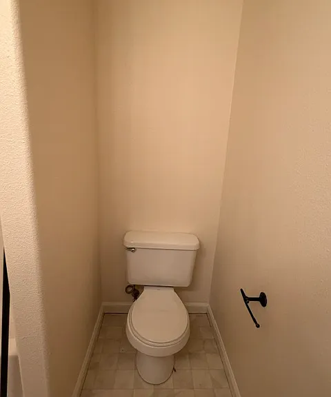 1930 Everett Ct — Photo 20